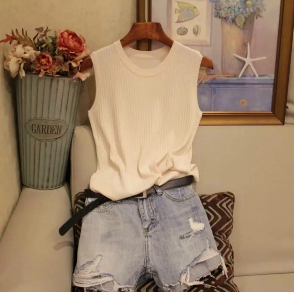 Sleeveless Kint Tank Top