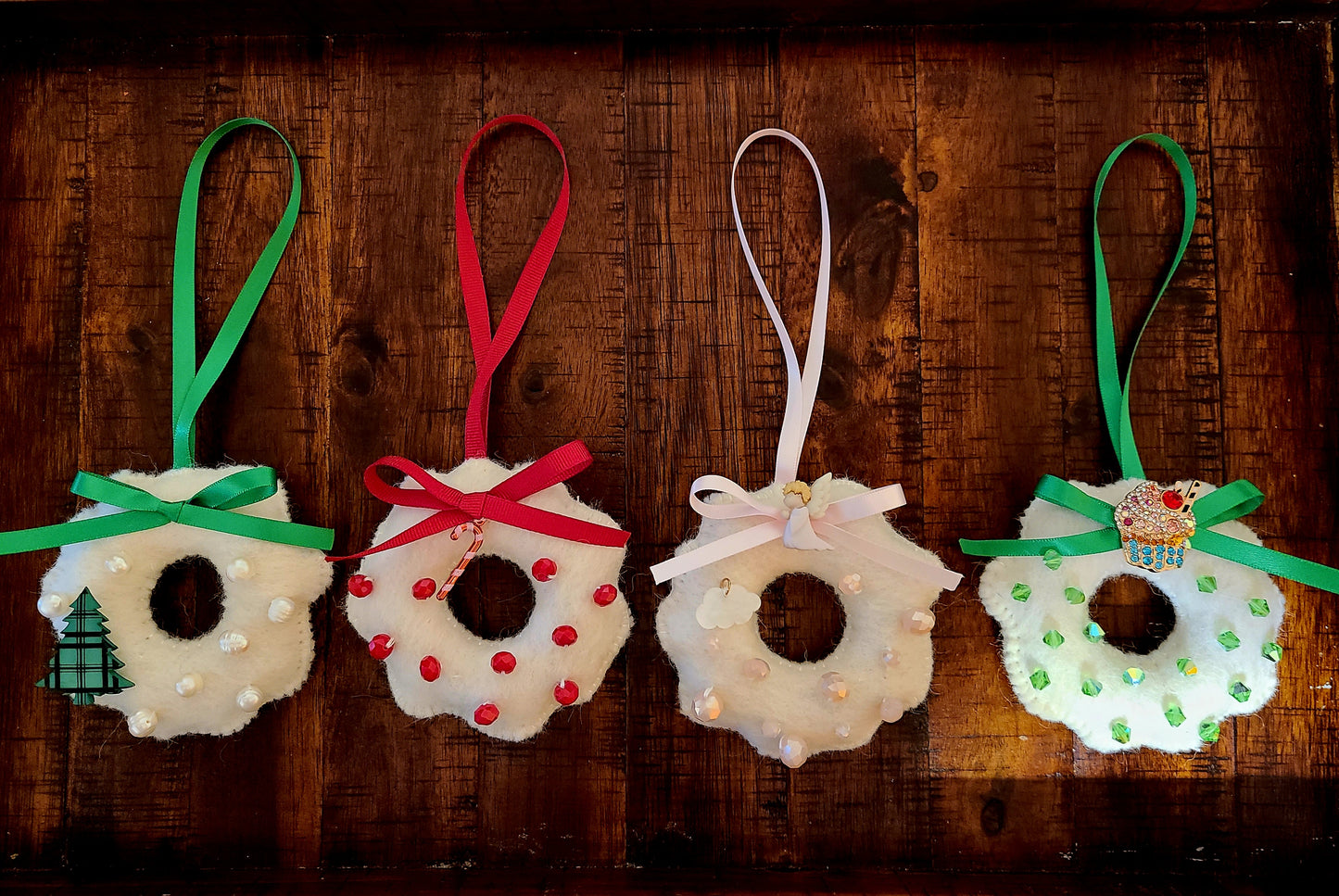 Handmade Wool Felt Christmas Wreath Ornament