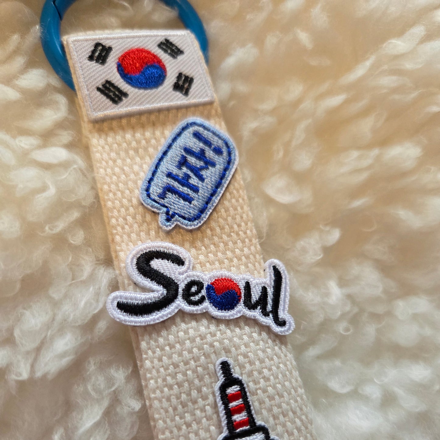 Gwanghwamun, Gyeongbokgung Palace, Namsan Tower, Namdaemun, Seoul Keychain, Charm
