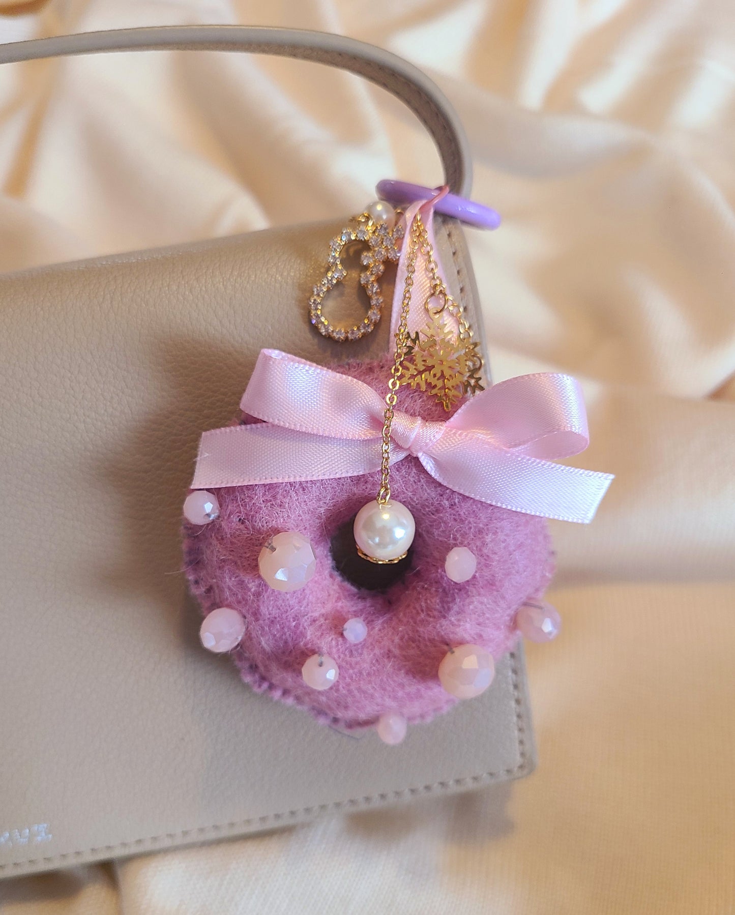 Handmade Wool Felt Mini Wreath Keychain, Bag Charm, Ornament