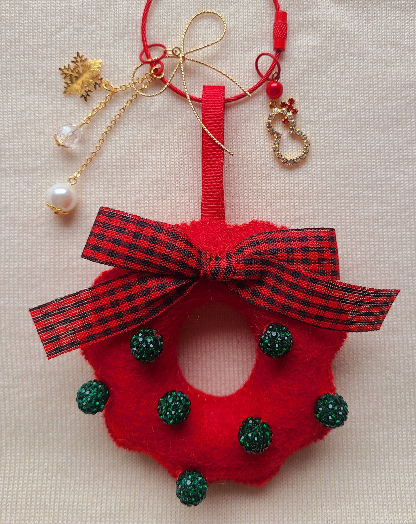 Handmade Wool Felt Mini Wreath Keychain, Bag Charm, Ornament
