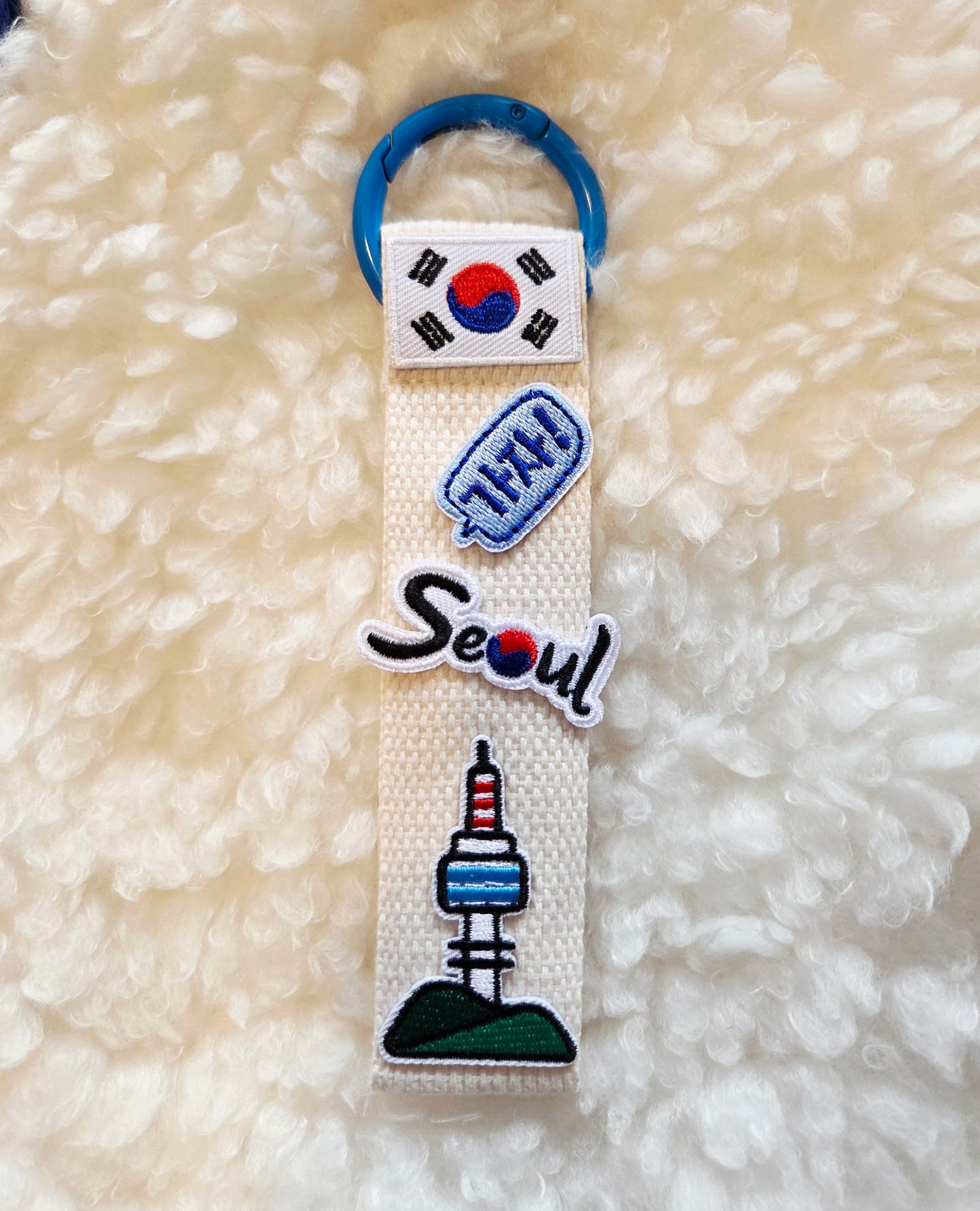 Gwanghwamun, Gyeongbokgung Palace, Namsan Tower, Namdaemun, Seoul Keychain, Charm