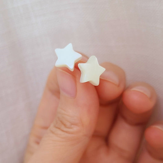 White Shell Star Earrings
