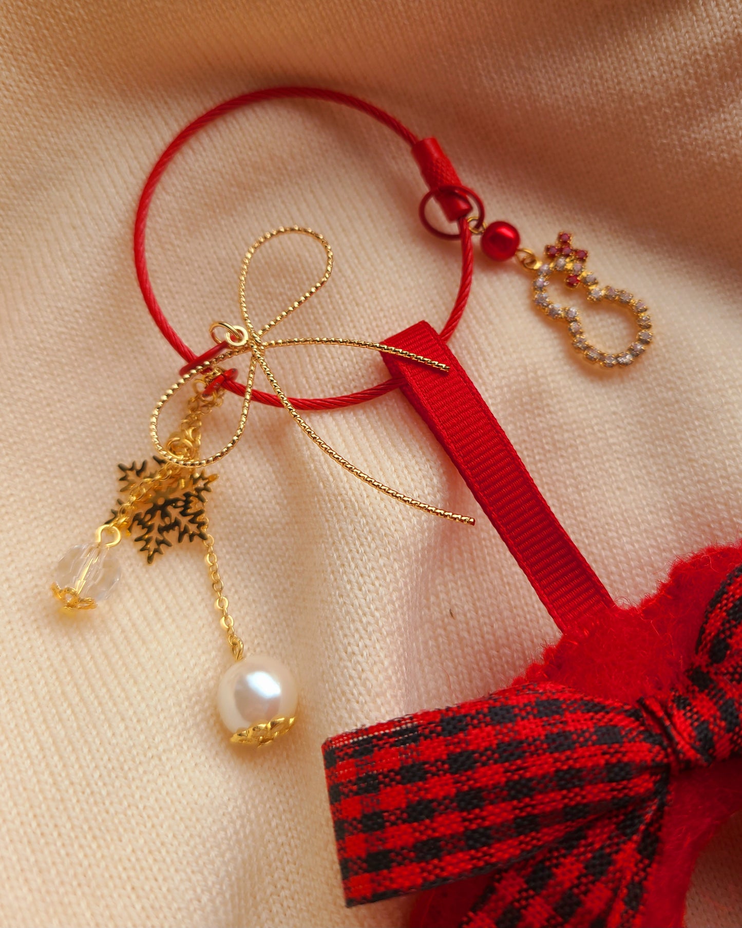 Handmade Wool Felt Mini Wreath Keychain, Bag Charm, Ornament