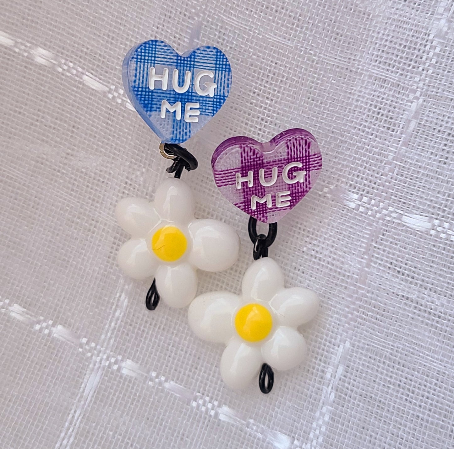 Hug Me Heart Flower Earrings